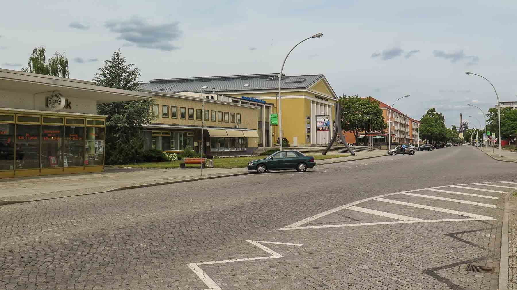 Lindenallee Eisenhüttenstadt DDR Architektur